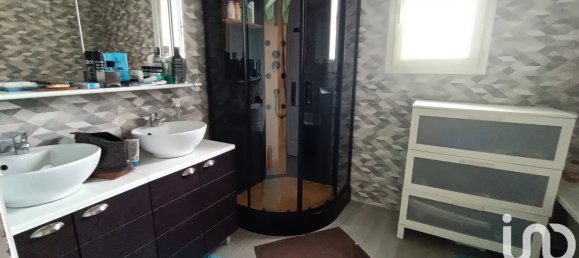 Casa de 3 dormitorios en Maine-et-Loire, France No. 299918 11