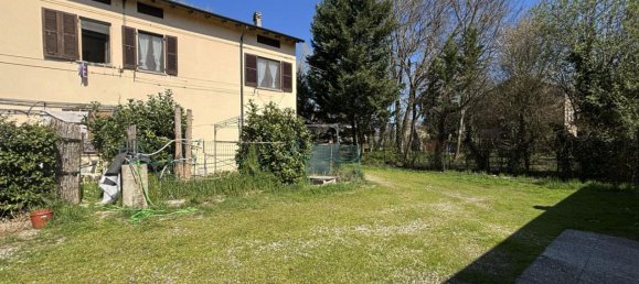 2 rooms Apartment in Torrile, Italy No. 15093 36