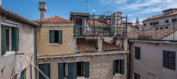 2 bedrooms Apartment in Venice, Italy No. 352509 20