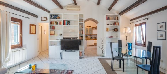 2 bedrooms Apartment in Venice, Italy No. 352509 7