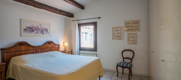 2 bedrooms Apartment in Venice, Italy No. 352509 11
