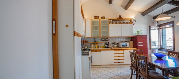 2 bedrooms Apartment in Venice, Italy No. 352509 6