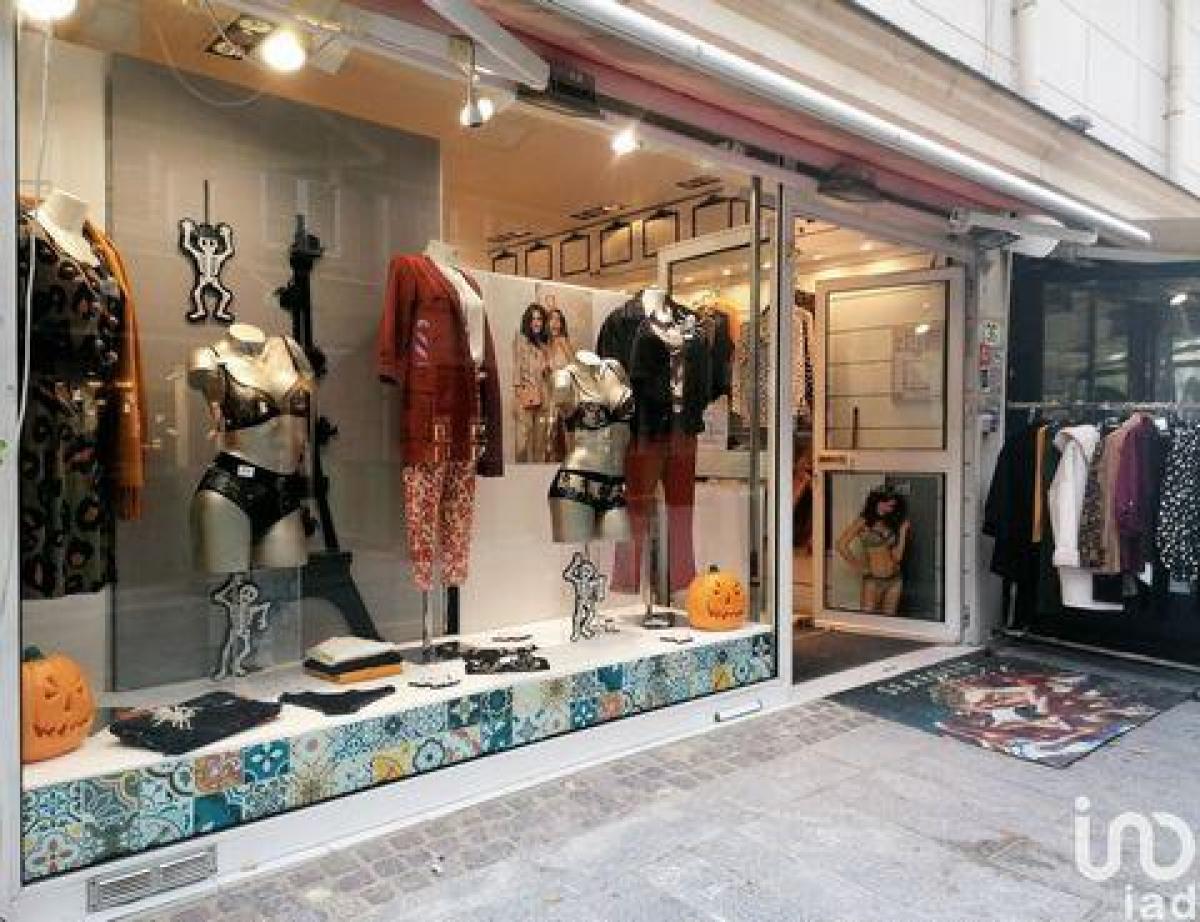 Büro in Suresnes, France 29m², Nr. 20648