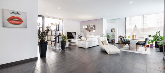 5 bedrooms Villa in Albufeira, Portugal No. 21413 2