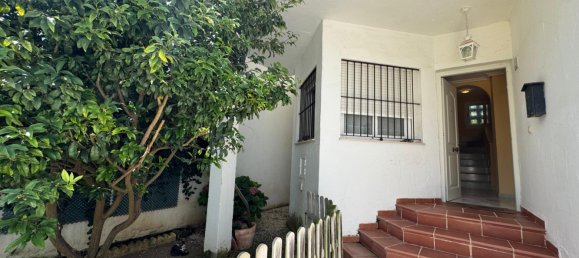 3 bedrooms Townhouse in Rota, Spain No. 179775 2