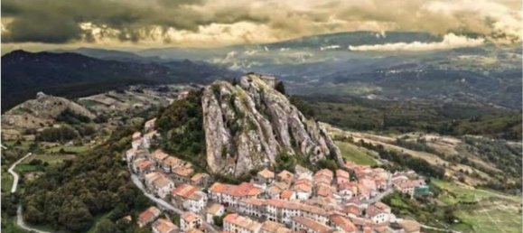 9-Zimmer Wohnung in L'Aquila, Italy, Nr. 233500 13