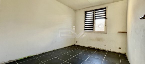 3 bedrooms House in Fismes, France No. 236943 7