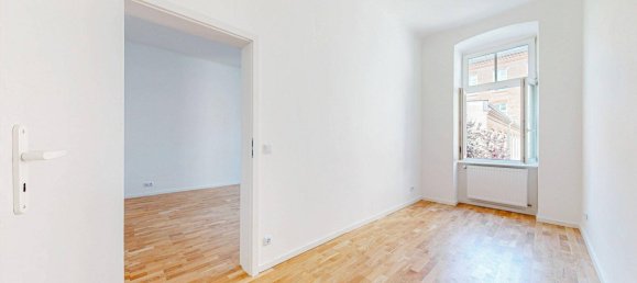 3 rooms Apartment in Hernals, Austria No. 215331 2