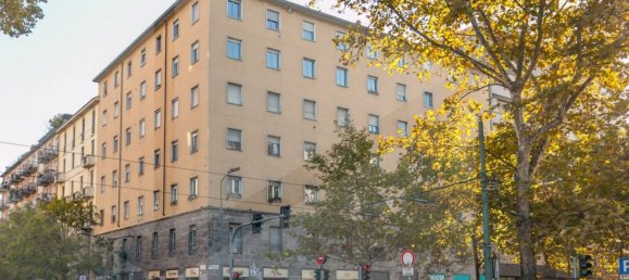 3 rooms Apartment in Milan, Italy No. 241514 4