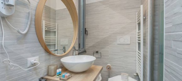 3 rooms Apartment in Milan, Italy No. 241514 14