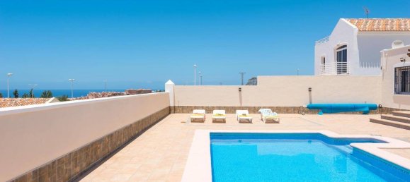 5 bedrooms House in Adeje, Spain No. 28001 16