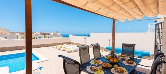 5 bedrooms House in Adeje, Spain No. 28001 5