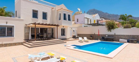 5 bedrooms House in Adeje, Spain No. 28001 13