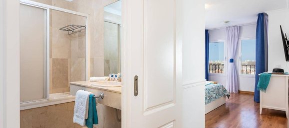 5 bedrooms House in Adeje, Spain No. 28001 40