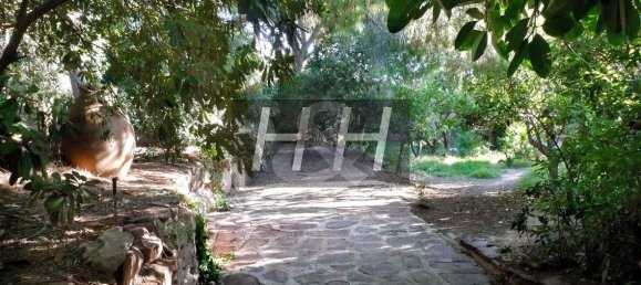 5 bedrooms House in Godella, Spain No. 25132 15