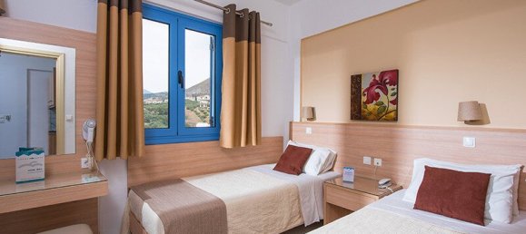 1400m² Townhouse in Hersonissos, Greece No. 3736 11