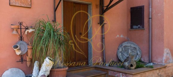 5 bedrooms Villa in Rome, Italy No. 377285 4