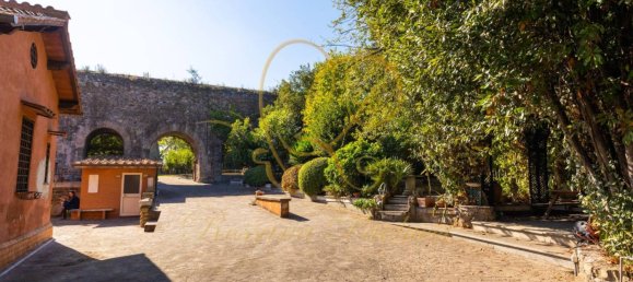 5 bedrooms Villa in Rome, Italy No. 377285 7