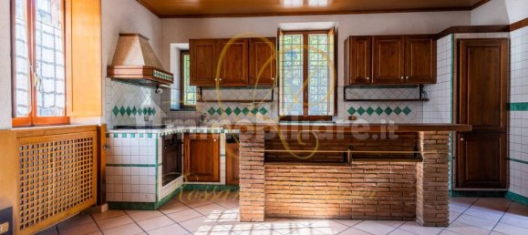 5 bedrooms Villa in Rome, Italy No. 377285 40
