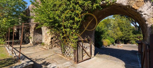 5 bedrooms Villa in Rome, Italy No. 377285 15