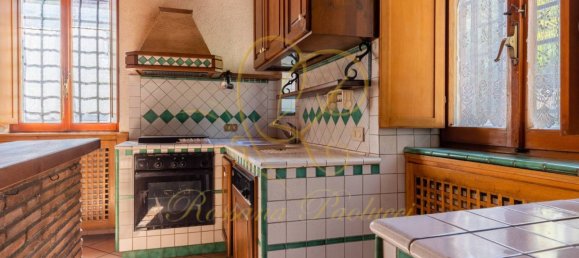 5 bedrooms Villa in Rome, Italy No. 377285 42