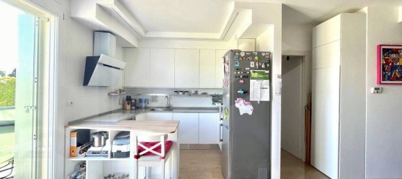 5 rooms Apartment in Bologna, Italy No. 26215 19