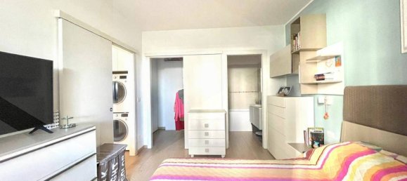 5 rooms Apartment in Bologna, Italy No. 26215 95