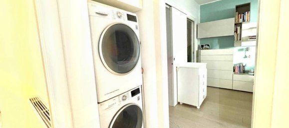 5 rooms Apartment in Bologna, Italy No. 26215 89