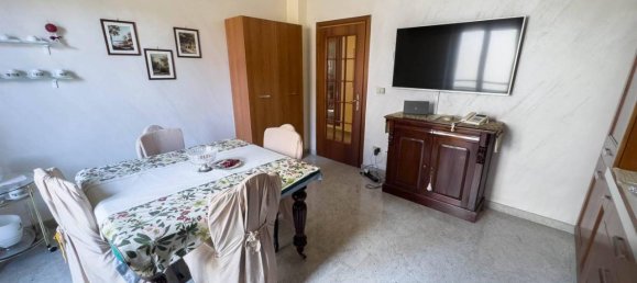 4 rooms Apartment in Cosenza, Italy No. 70619 9