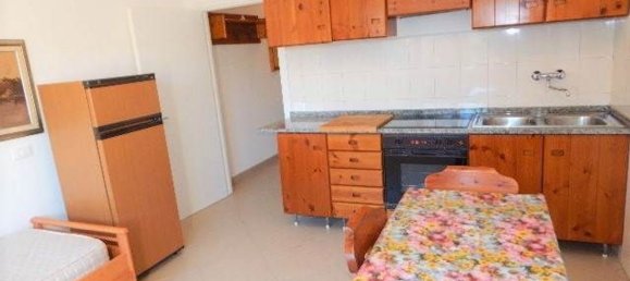 3 rooms Apartment in Castagneto Carducci, Italy No. 131134 4