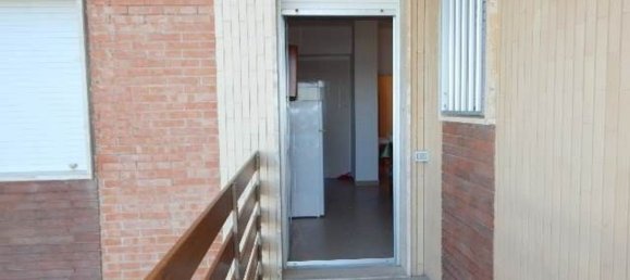 3 rooms Apartment in Castagneto Carducci, Italy No. 131134 14