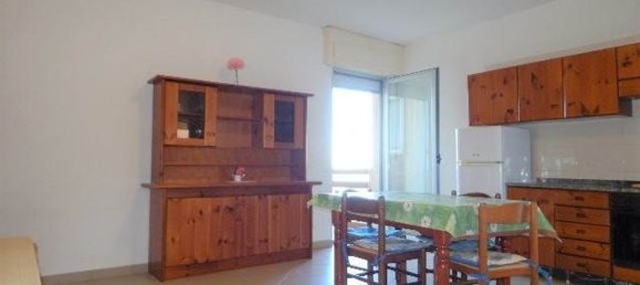 3 rooms Apartment in Castagneto Carducci, Italy No. 131134 11