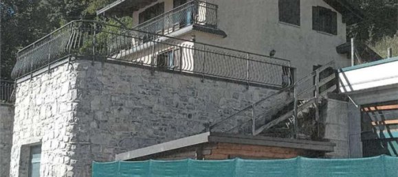 10-Zimmer Villa in Centro Valle Intelvi, Italy, Nr. 299319 9