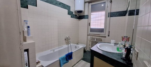 5 bedrooms Apartment in Tortona, Italy No. 377511 9