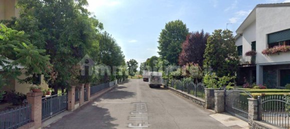 Apartamento T5 em San Giovanni in Persiceto, Italy N.º 329094 2