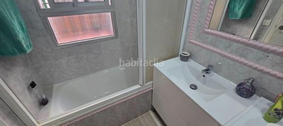 Moradia em banda T2 em La Linea de la Concepcion, Spain N.º 135674 10