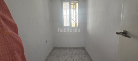 Moradia em banda T2 em La Linea de la Concepcion, Spain N.º 135674 15