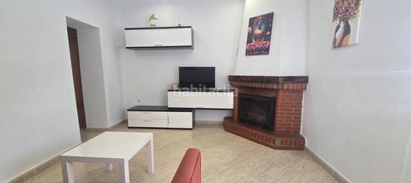 Moradia em banda T2 em La Linea de la Concepcion, Spain N.º 135674 3