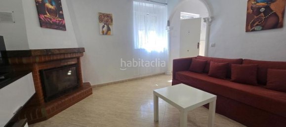 Moradia em banda T2 em La Linea de la Concepcion, Spain N.º 135674 2