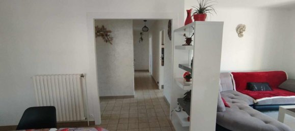 Casa de 4 dormitorios en Locmine, France No. 199198 16