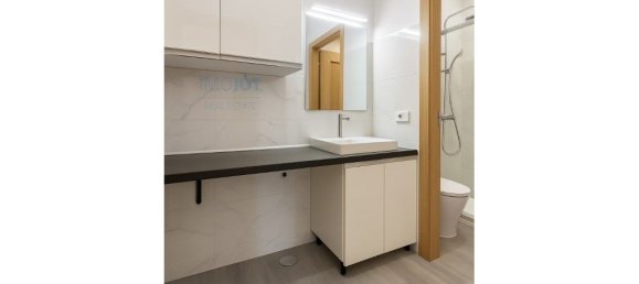 78m² Commercial property in Sintra, Portugal No. 332639 2