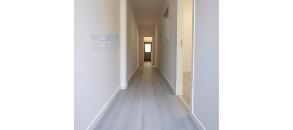 78m² Commercial property in Sintra, Portugal No. 332639 3