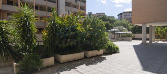 Коммерческая недвижимость с 1 спальней в Рим, Италия № 360171 5