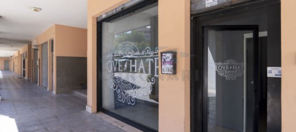 Коммерческая недвижимость с 1 спальней в Рим, Италия № 360171 18