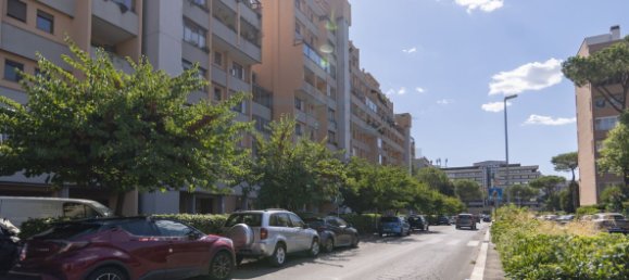 Коммерческая недвижимость с 1 спальней в Рим, Италия № 360171 24