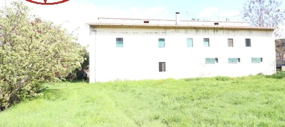 12غرفة منزل في Montevarchi, Italy رقم 235543 7