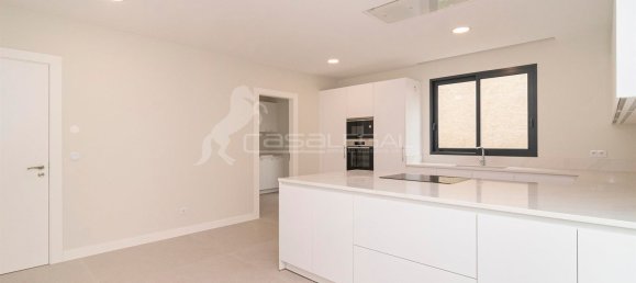 3 Schlafzimmer Haus in Funchal, Portugal, Nr. 94276 8