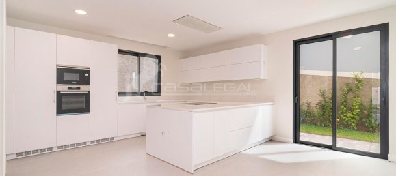 3 Schlafzimmer Haus in Funchal, Portugal, Nr. 94276 7