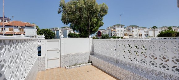 Casa de 3 dormitorios en Torrevieja, Spain No. 146422 10