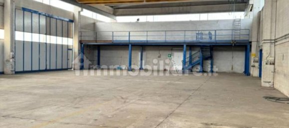 5-salle Entrepôt à Civitavecchia, Italy No. 103807 6